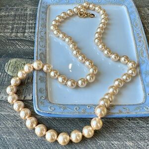 Vintage Joan Rivers Champagne Pearl Necklace